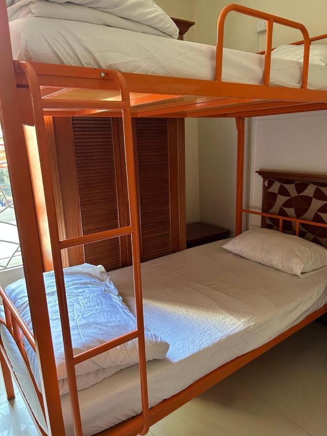 Halong Starlight Inn & Travel Ha Long Exteriör bild