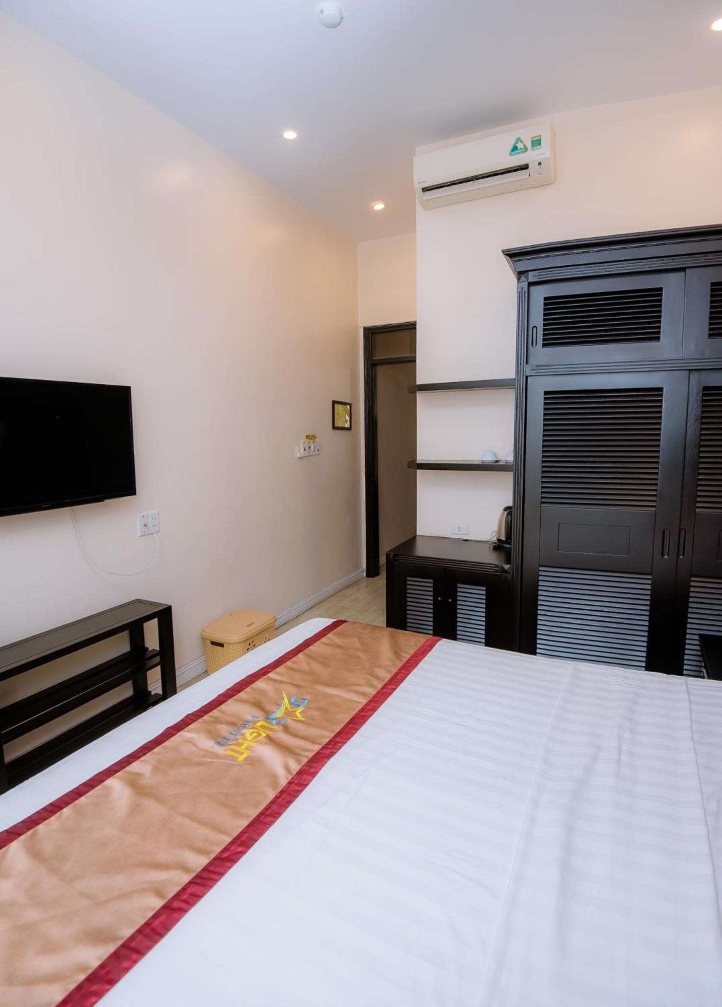 Halong Starlight Inn & Travel Ha Long Exteriör bild